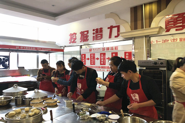 现烤蛋糕nba无插件极速体育_jrs直播网_jrs低调直播网实操