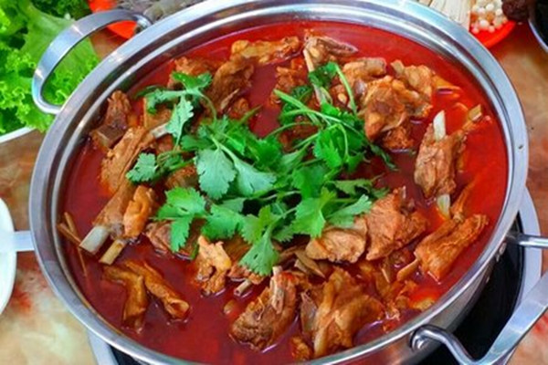 红焖羊肉火锅